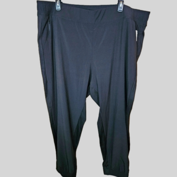 #116 Athleta Brooklyn Joggers- Black NWT- Size: 26 - Picture 1 of 10